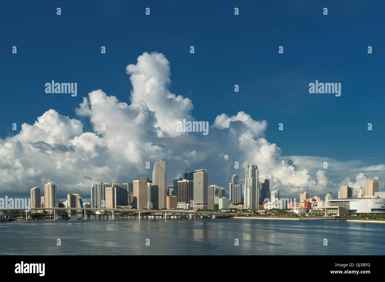 Skyline von Miami von Tag, Florida, USA Stockfoto
