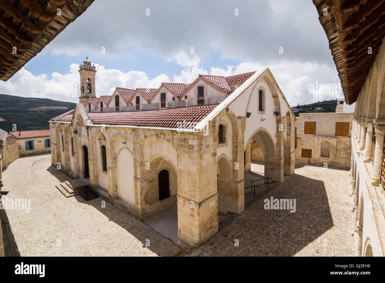 OMODOS, Zypern - Mai 2016: Timios Stavros orthodoxe Kloster Stockfoto