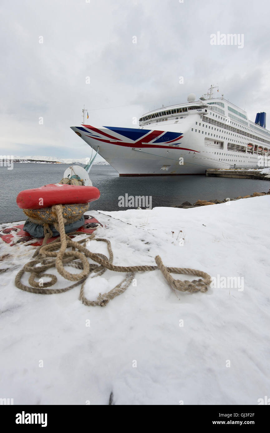 Die MV Oriana Kreuzfahrtschiff im Besitz von P & O cruises am Hafen in Alta, Norwegen. Stockfoto