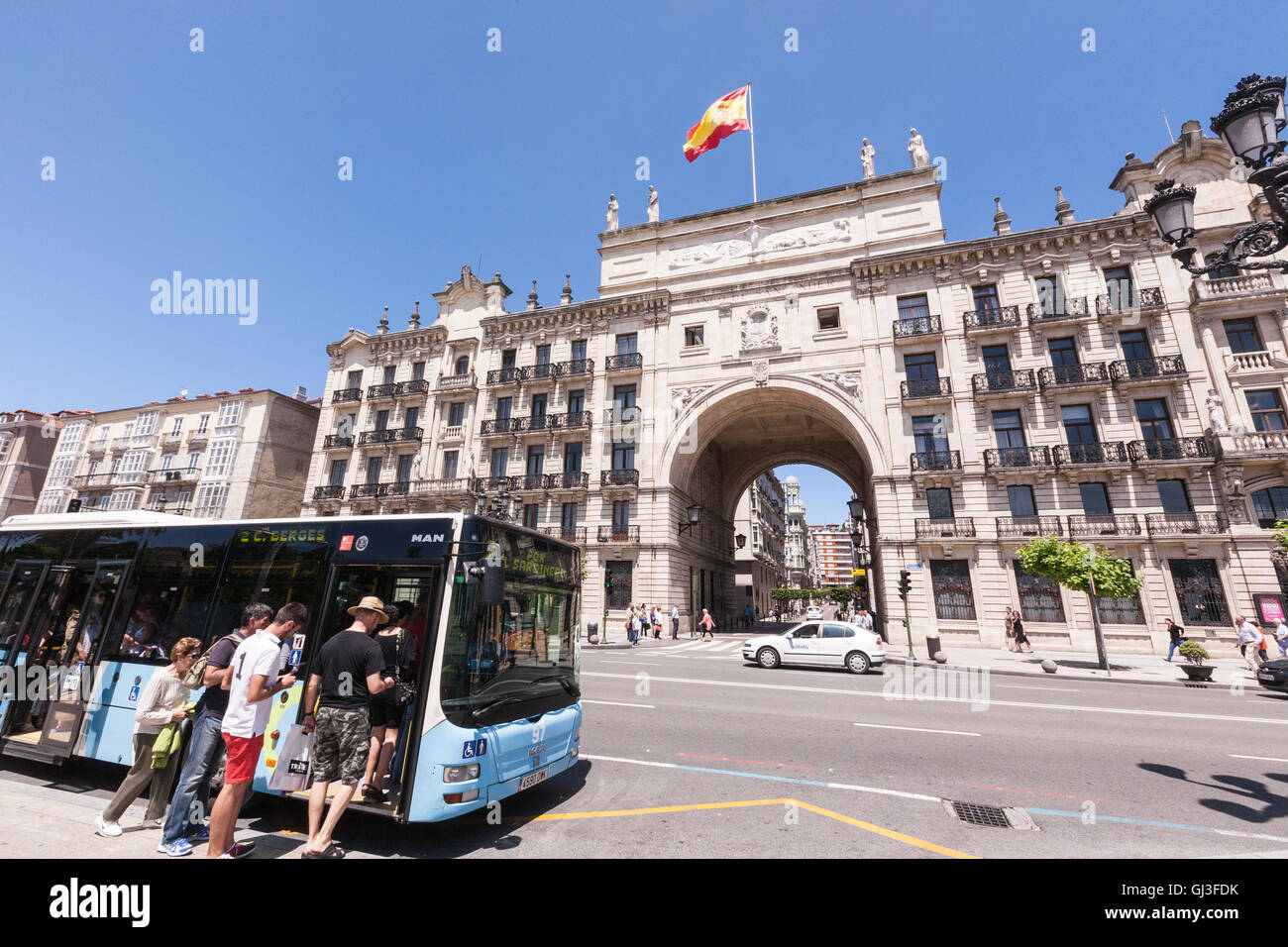 Main, Sitz, Main, Zweig, Büro, von der Bank von Santander, Banco de Santander Fassade. Kantabrien, Spanien, Europa, Europäischen, Stockfoto
