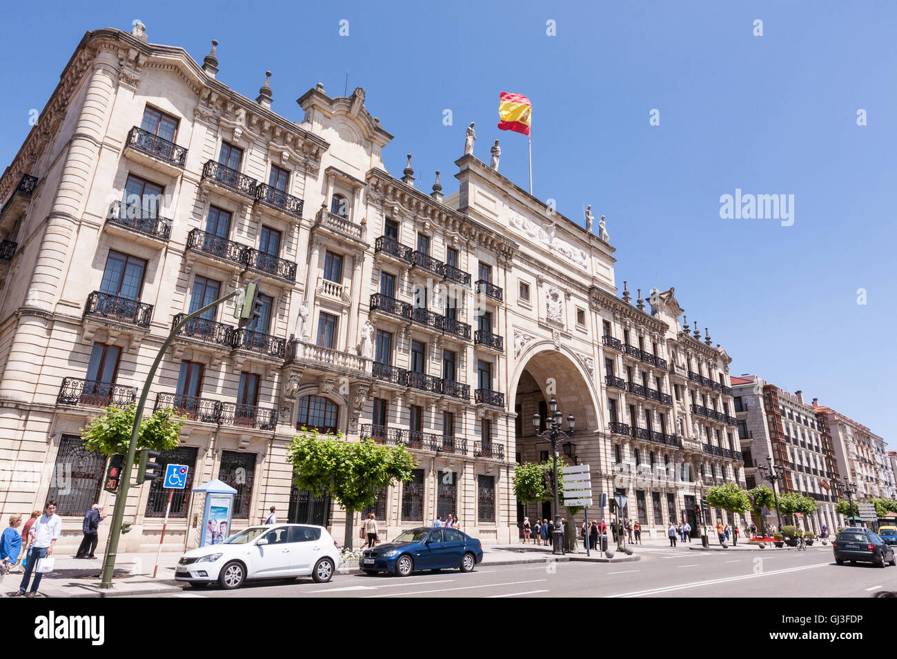 Main, Sitz, Main, Zweig, Büro, von der Bank von Santander, Banco de Santander Fassade. Kantabrien, Spanien, Europa, Europäischen, Stockfoto