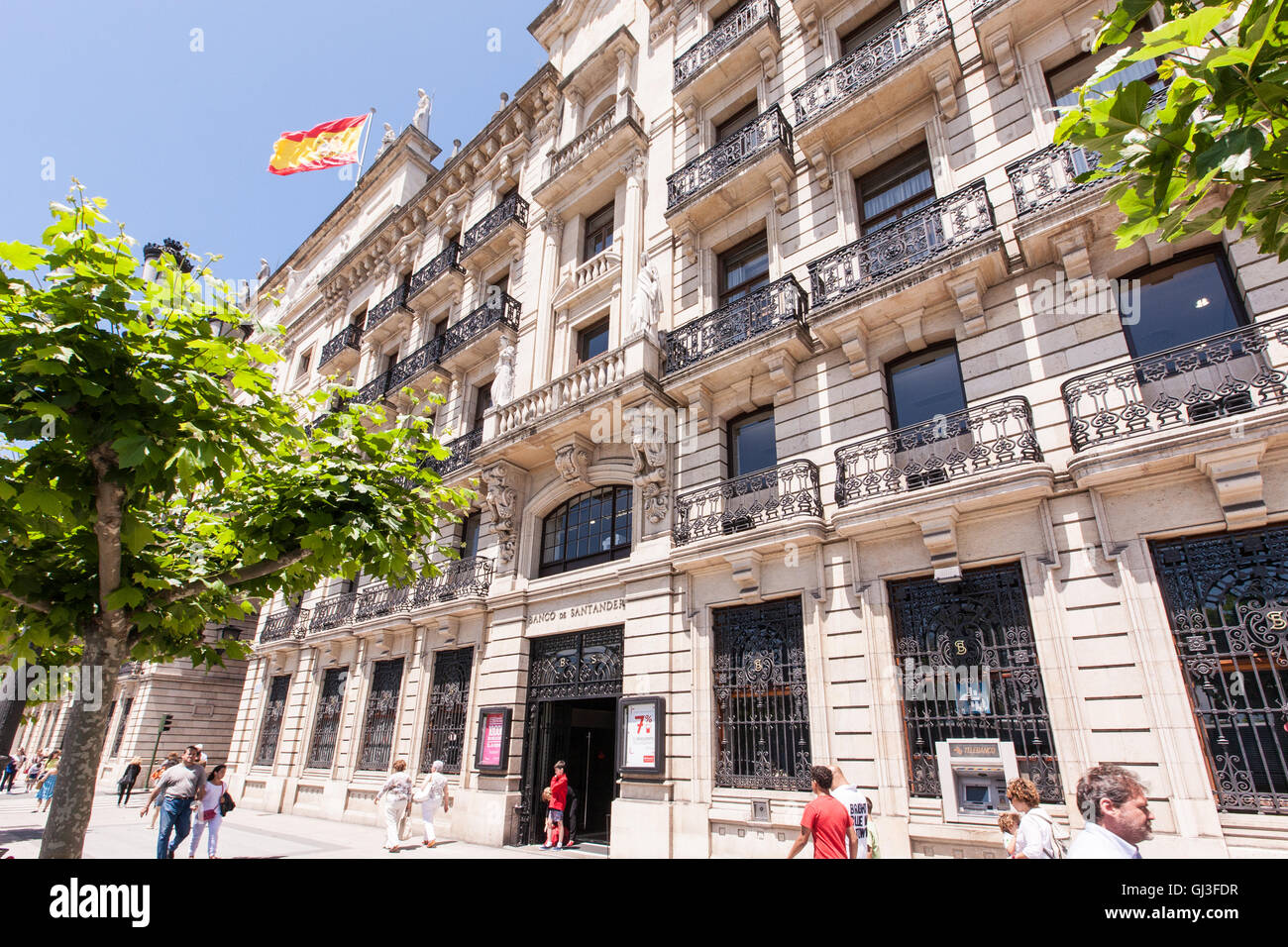 Main, Sitz, Main, Zweig, Büro, von der Bank von Santander, Banco de Santander Fassade. Kantabrien, Spanien, Europa, Europäischen, Stockfoto