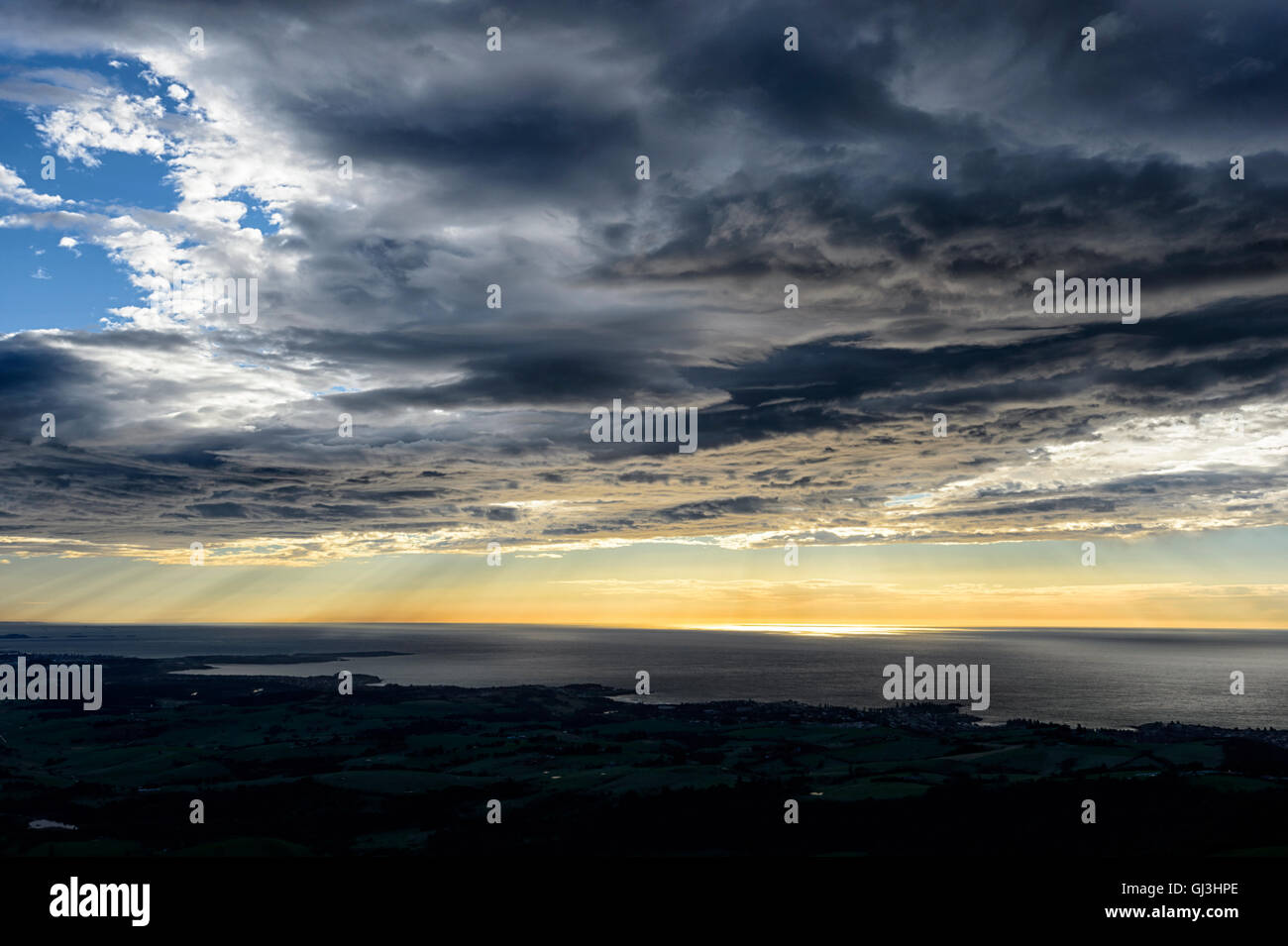 Stürmischen Himmel über dem Illawarra Küste, New South Wales, NSW, Australien Stockfoto