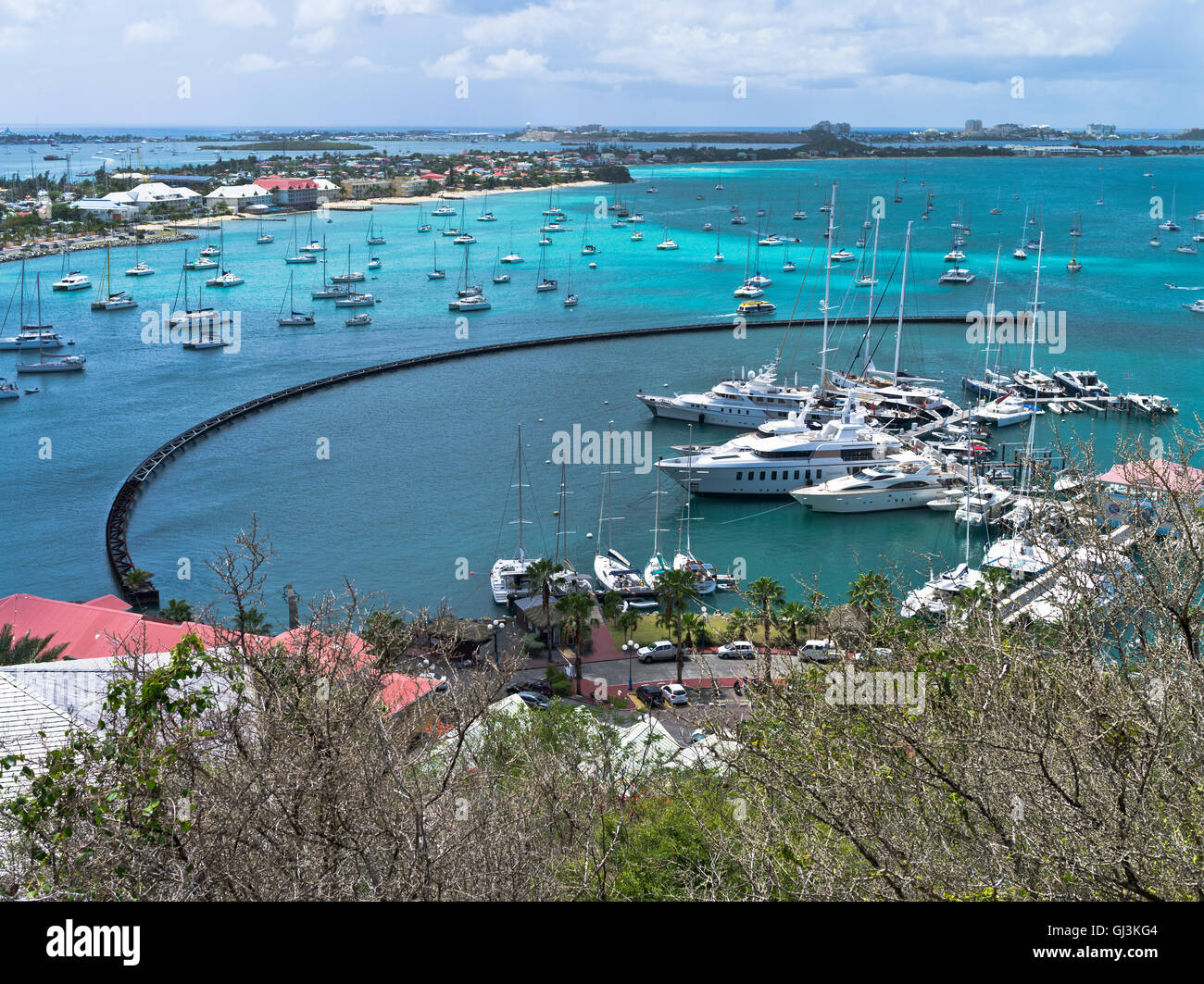 dh Marigot ST MARTIN CARIBBEAN Port Yacht Marina Waterfront französisch Saint Martins Bay West indies segeln Stockfoto