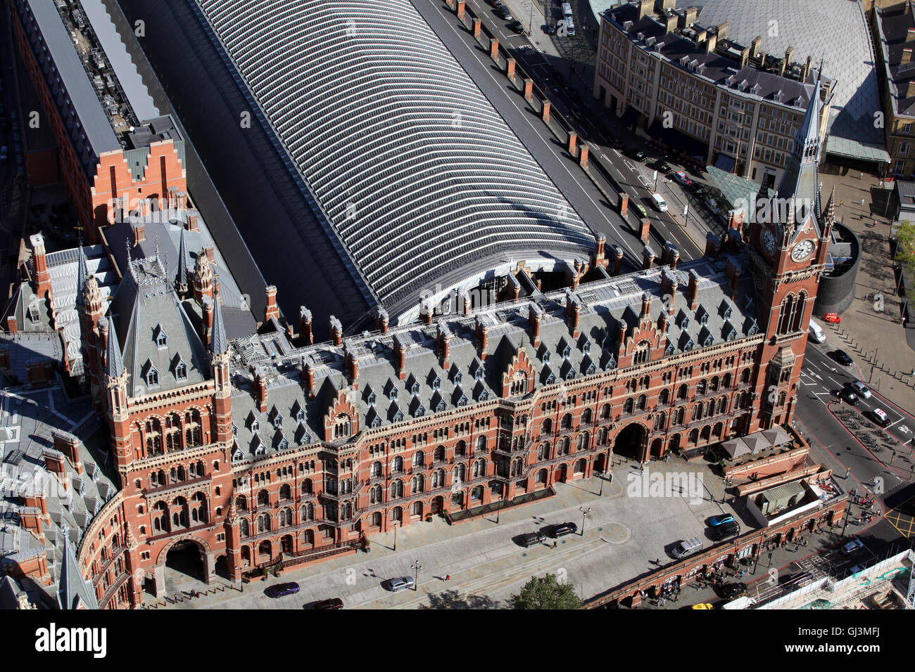 Luftaufnahme von St Pancras Station betrieben von Eurostar in London, Großbritannien Stockfoto