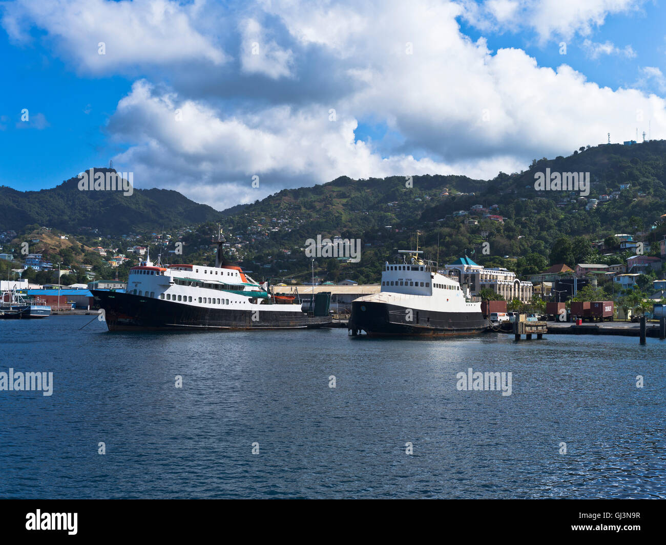 dh Kingstown, St. VINCENT Karibik Inter Island Fähre terminal zwei Fähren Stockfoto