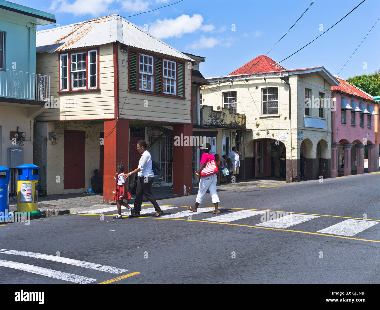 dh Kingstown St. VINCENT Karibik Karibik Menschen Zebrastreifen Straße Stockfoto