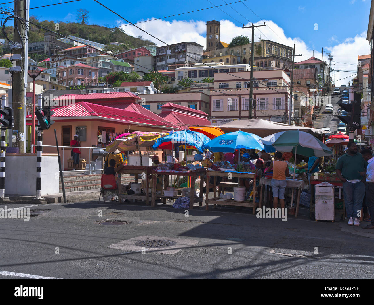 dh St George GRENADA CARIBBEAN Street Szene Stadt Outdoor-Markt Die Marktstände der Einheimischen Stockfoto