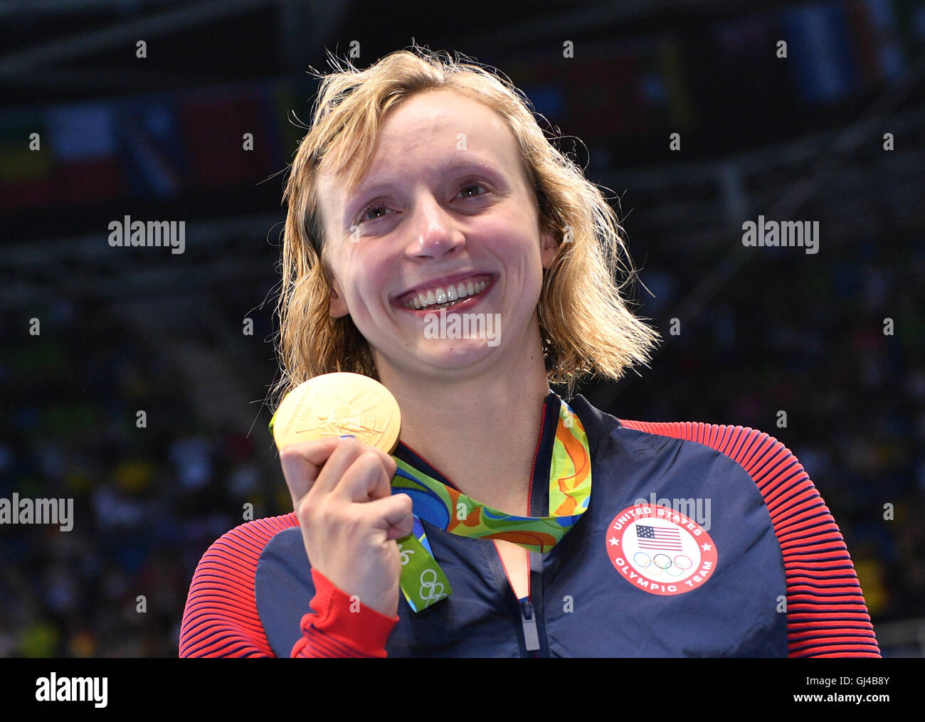 Rio De Janeiro, Brasilien. 12. August 2016. Katie Ledecky der USA zeigt