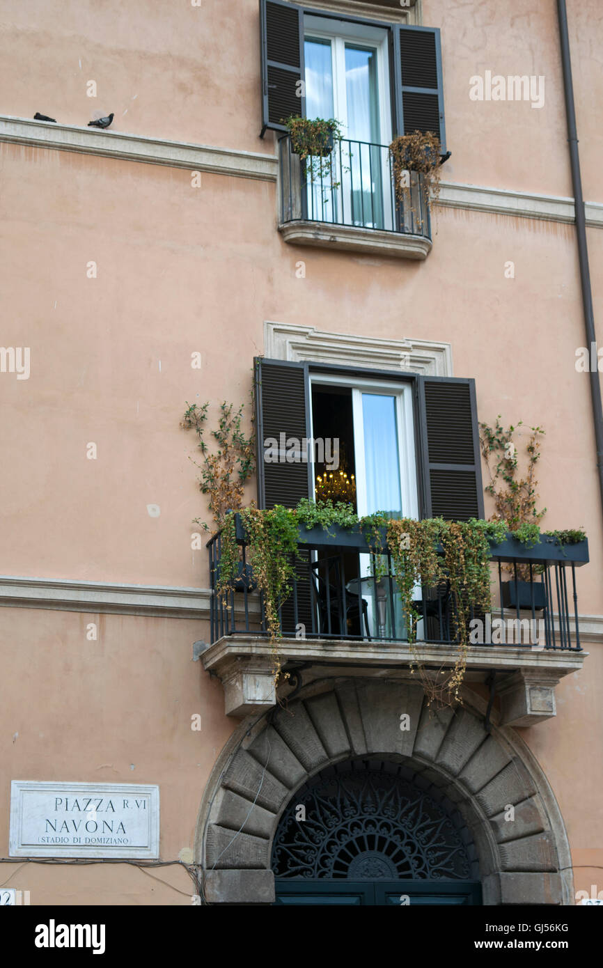 Rom. Navona Quadrat mit Its Straßenschild am Schloss Stockfoto