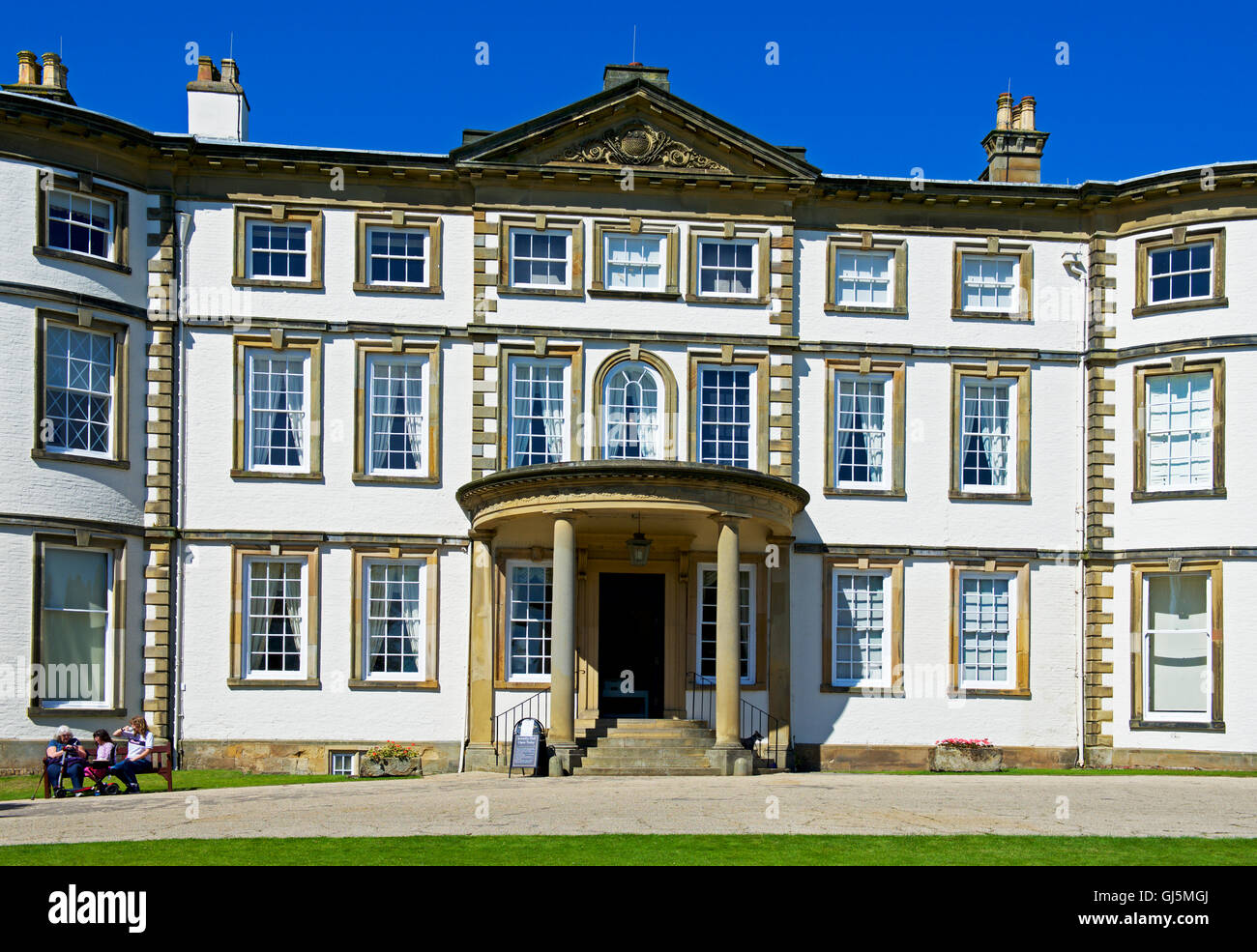 Die Fassade des Sewerby Hall, in der Nähe von Bridlington East Yorkshire, England UK Stockfoto