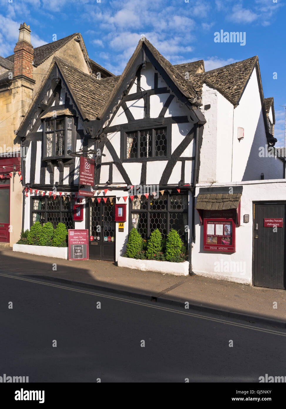 Dh Wesley Haus WINCHCOMBE GLOUCESTERSHIRE Pub Restaurant Stadt Straße cotswolds Dorf england Cotswold Stockfoto