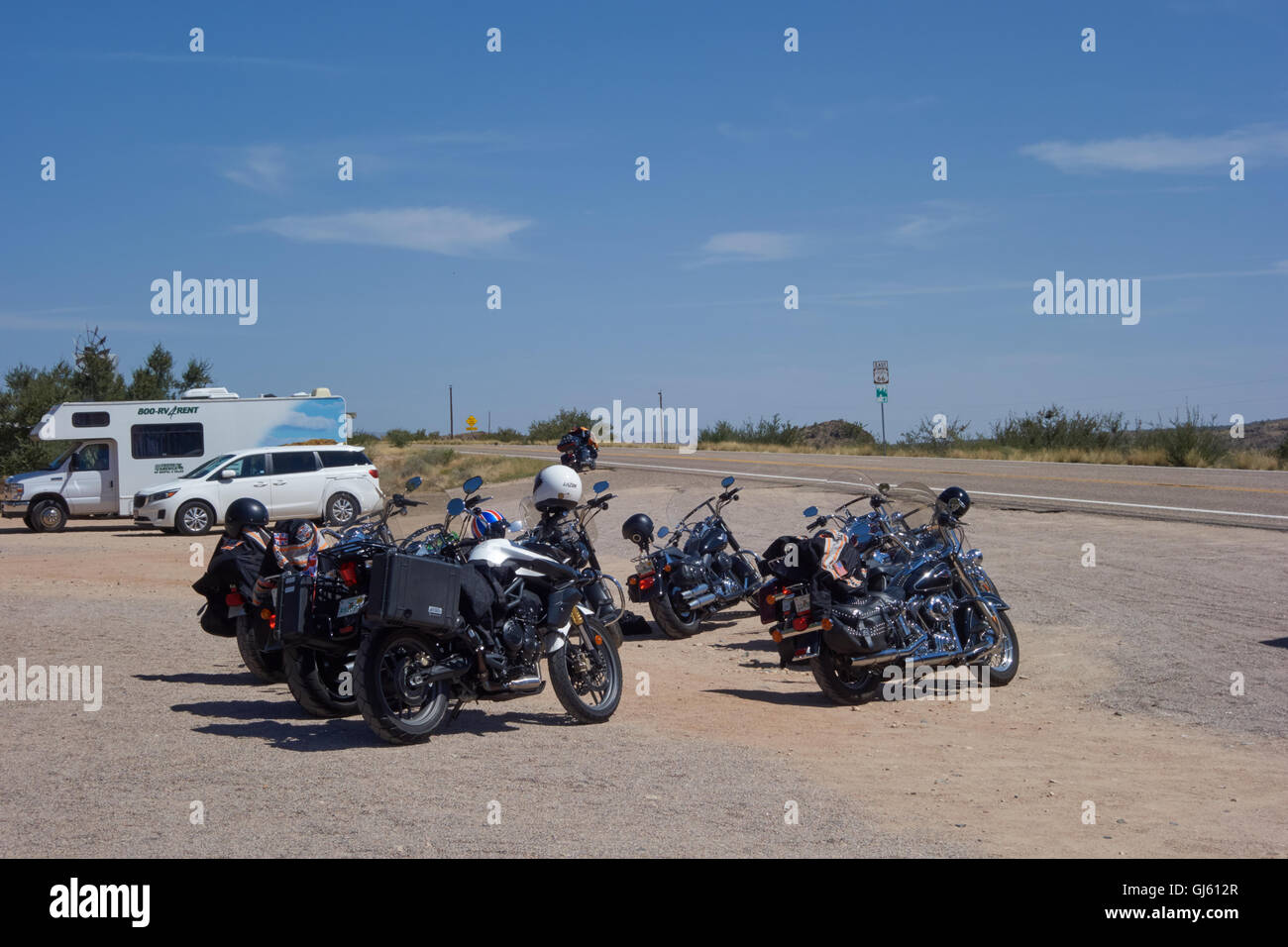 Motorräder geparkt auf der historischen Route 66. USA Stockfoto