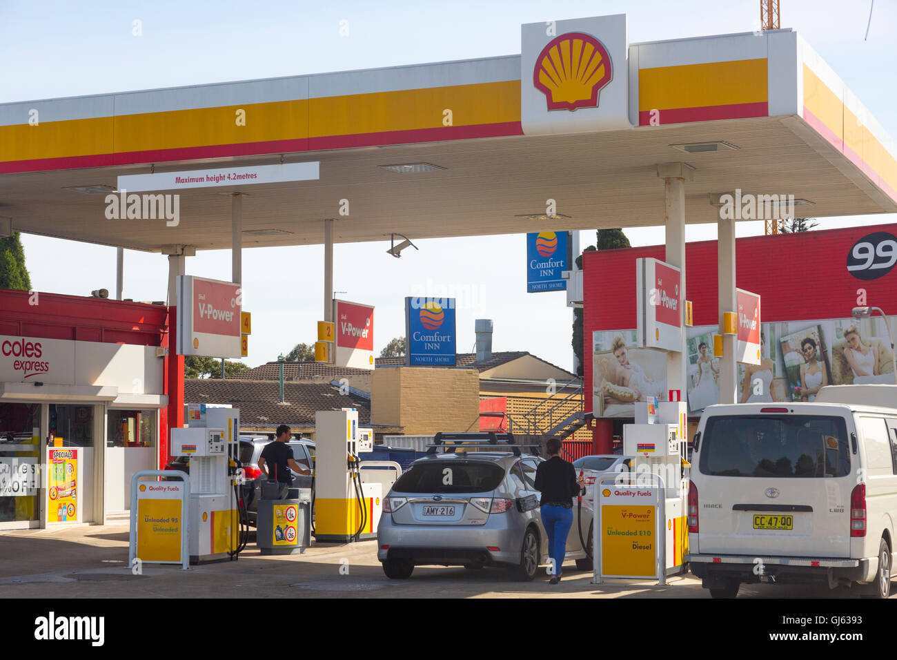 Shell und Coles express Tankstelle auf dem pacific Highway in North Sydney, Australien Stockfoto