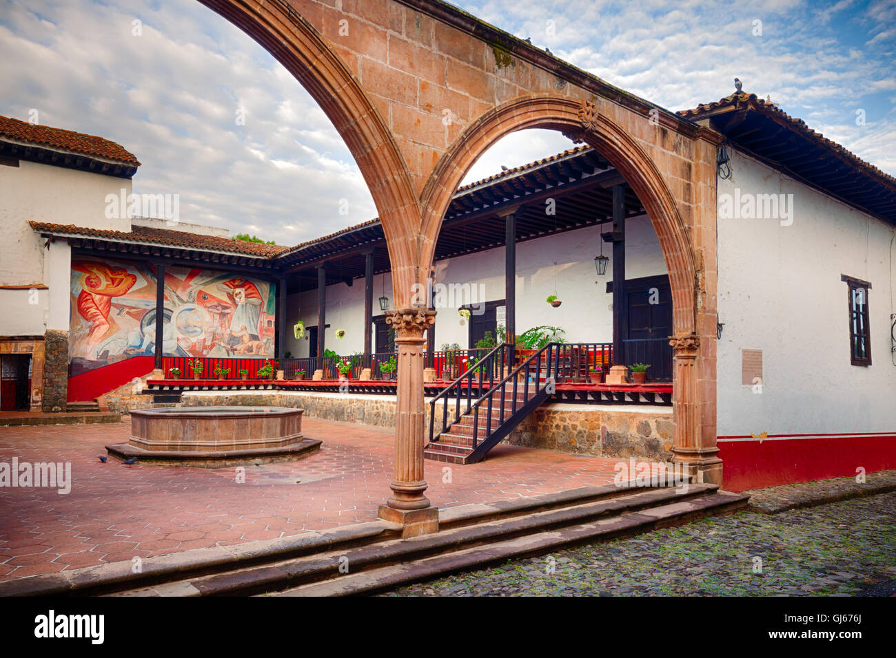 Eingang zu Casa de Los 11 Terrassen in Patzcuaro, Michoacan, Mexiko. Stockfoto