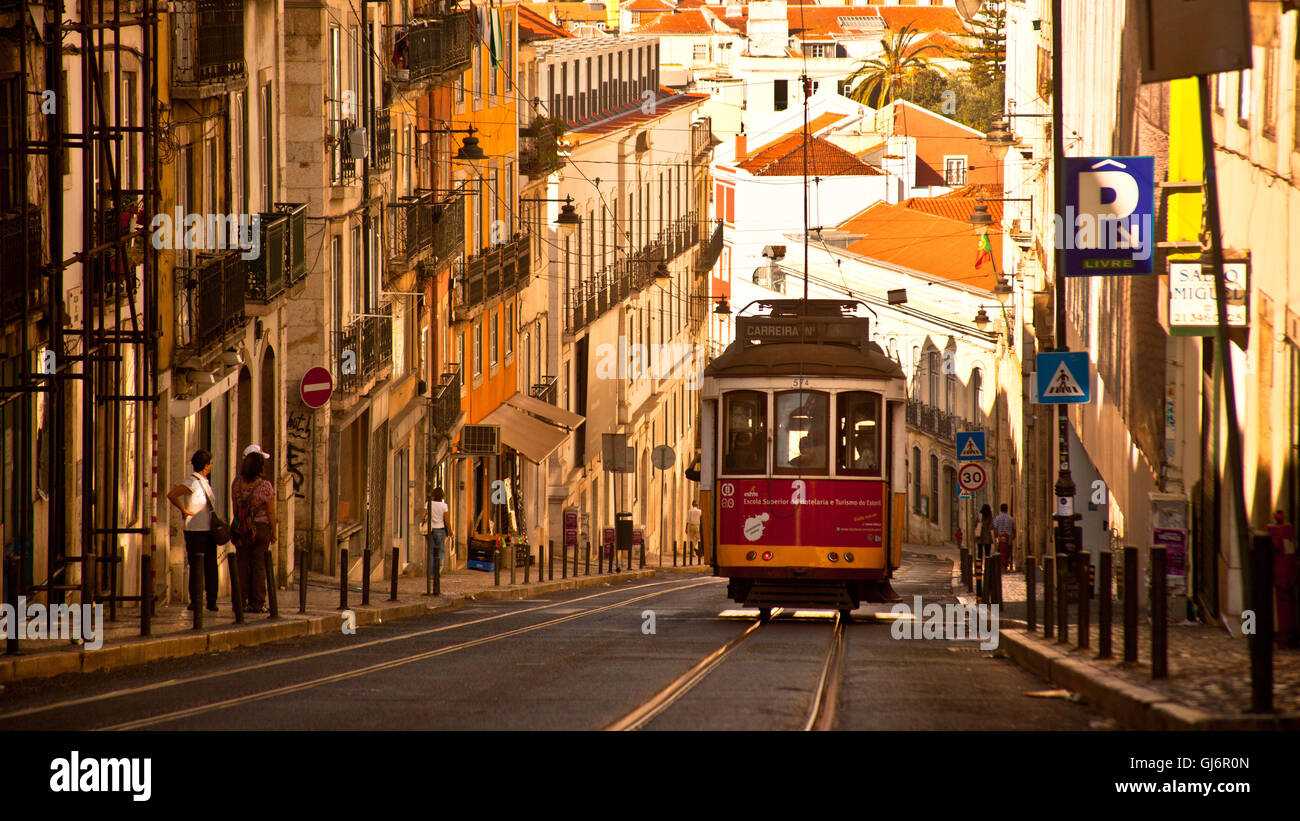 Europa, Portugal, Lissabon Europa, Portugal, Lissabon, Electrico, Straßenbahn Stockfoto
