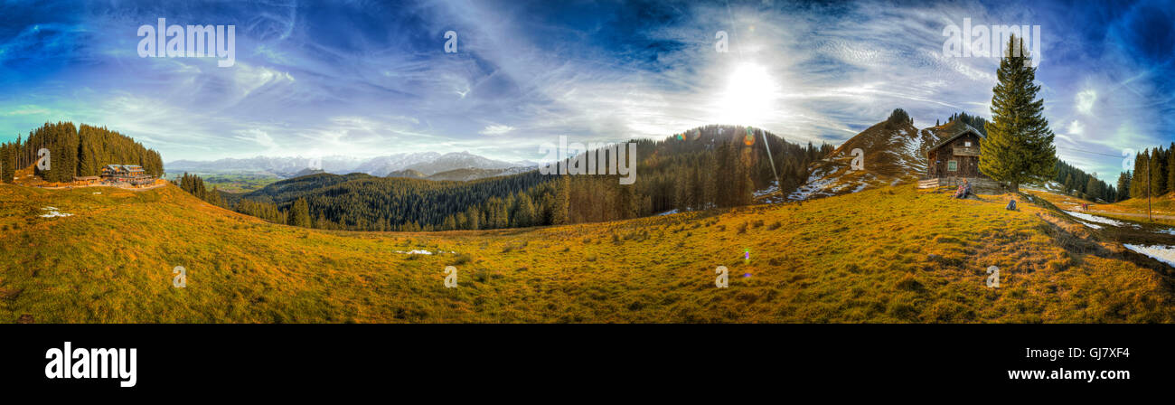 Alp-Spike-Panorama, 180 Grad, Panorama, Tanne, Holz, Berg, Gipfel, Höhepunkt, HDR Stockfoto