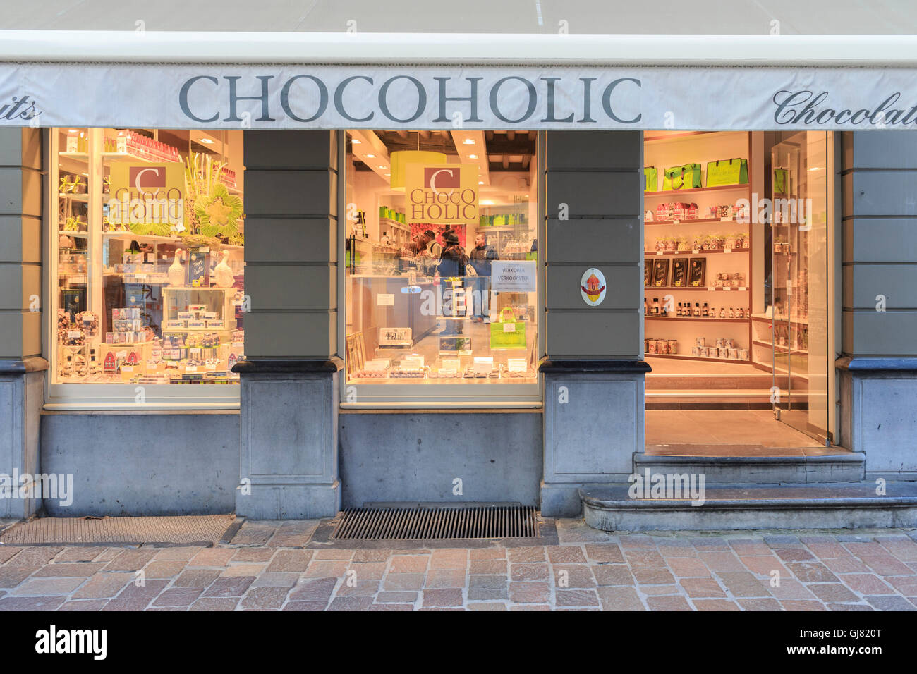Belgien, West-Flandern, Brügge, Shop für Schokolade "Chocolatier Chocoholic" Stockfoto