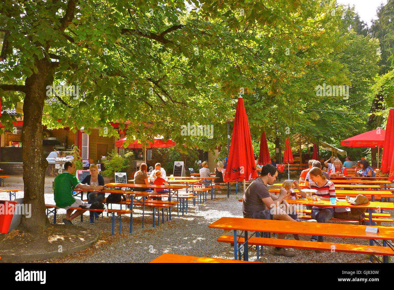 Bier Garten Schusterhäusl, Deutschland, Bayern, Oberbayern, Germering, Stockfoto