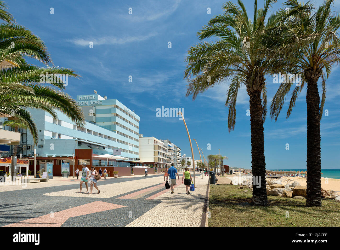 Quarteira Resort, direkt am Meer Promenade, Algarve, Portugal Stockfoto