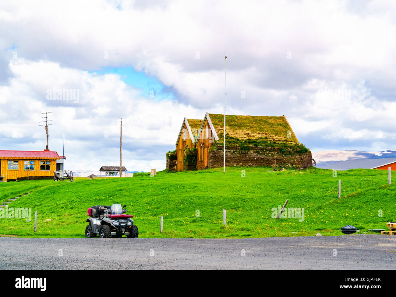 Rasen bedeckt Haus in Modrudalur im Nordosten von Island Stockfoto
