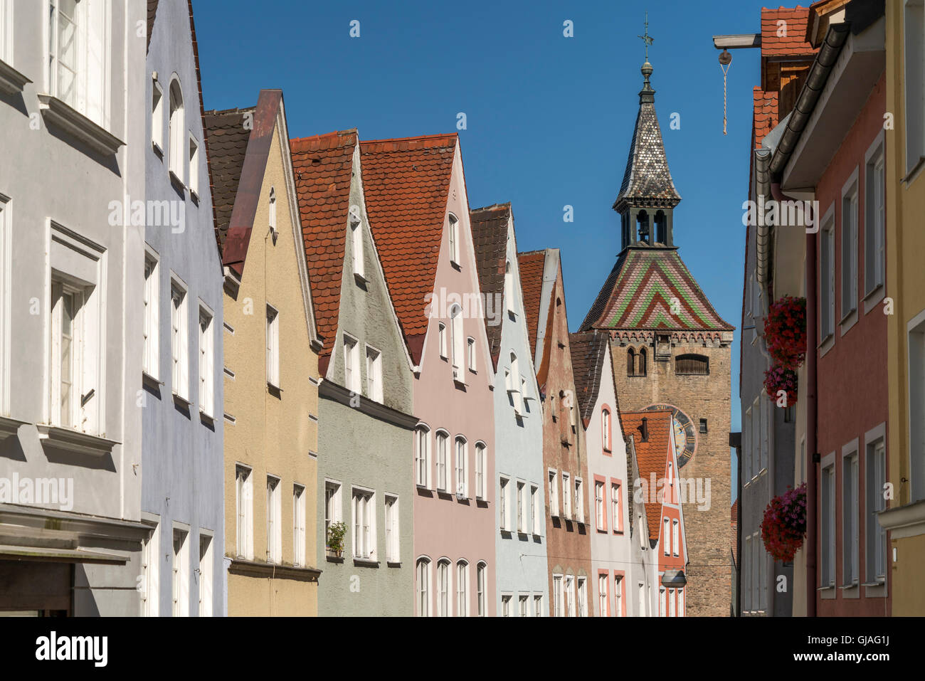 historische Altstadt mit Turm Schmalzturm, Landsberg bin Lech, Oberbayern, Bayern, Deutschland, Europa Stockfoto