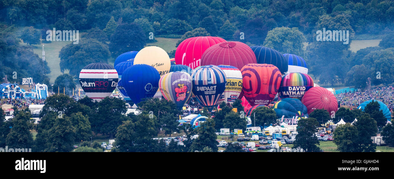 Bristol Balloon Fiesta, Dawn Masse Aufstieg 14. August 2016 Stockfoto