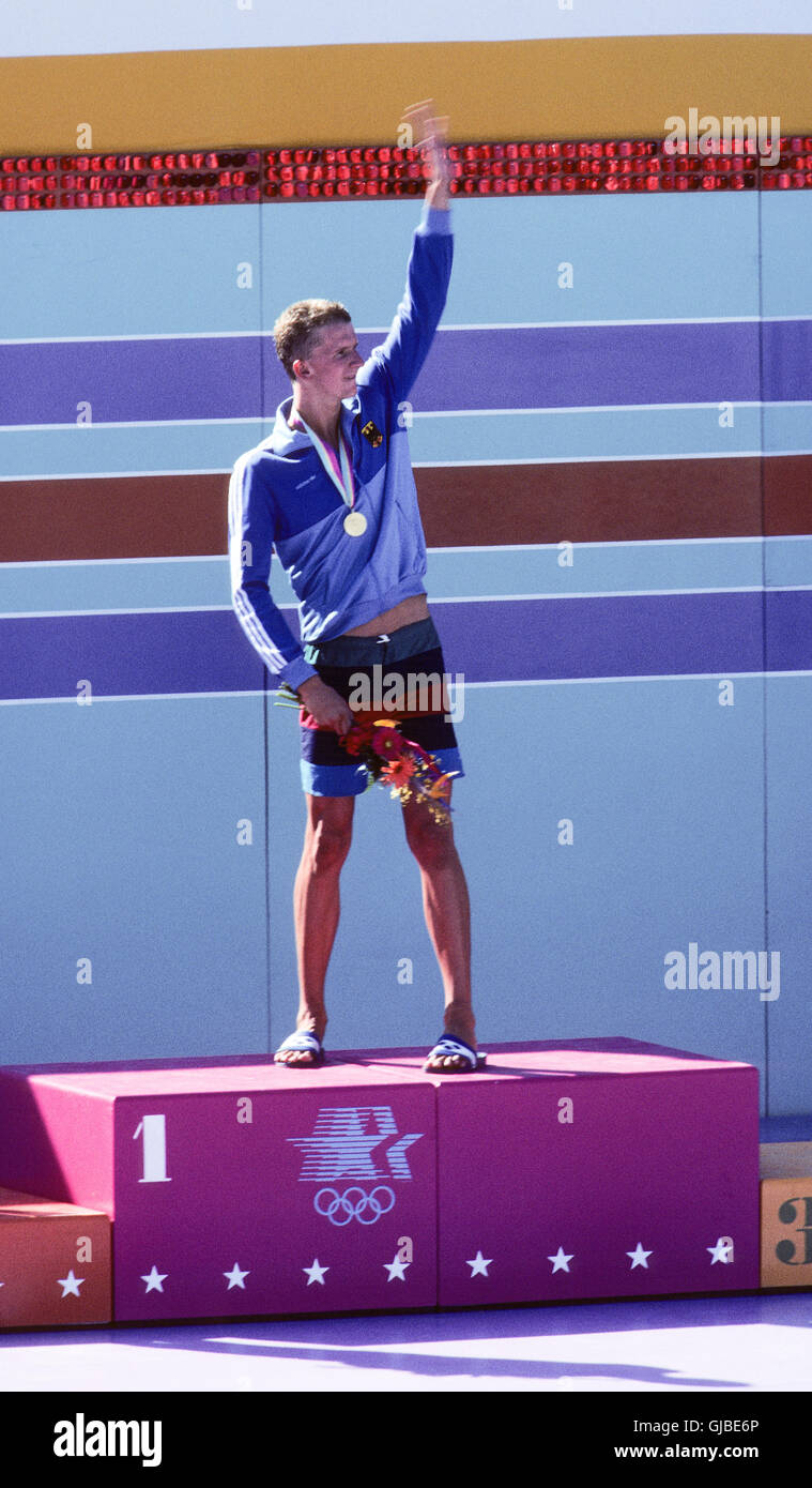 Kalifornien - Los Angeles - 1984 Olympischen Sommerspiele. Men es schwimmen. Michael Gross, Westdeutschland, Goldmedaille, 100m Schmetterling Stockfoto