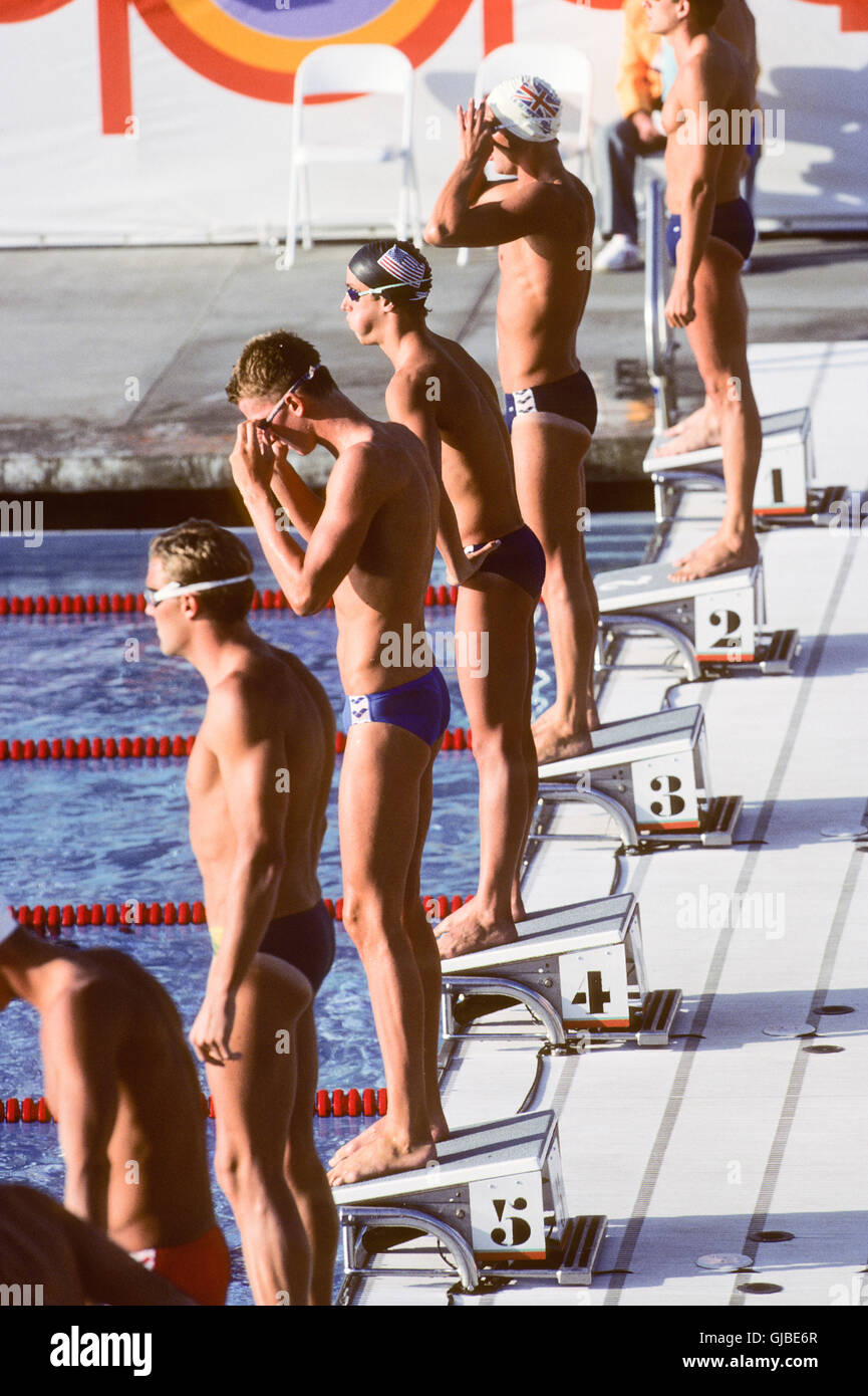 Kalifornien - Los Angeles - 1984 Olympischen Sommerspiele. Men es schwimmen. Michael Gross (Bahn 5), Bundesrepublik Deutschland, 200m Freistil Stockfoto