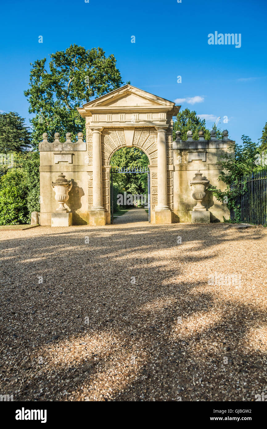 Inigo Jones' Gateway an Lord Burlington Chiswick House, eine frühe 18. Jahrhundert Palladian Villa in Chiswick, London, England, Großbritannien Stockfoto
