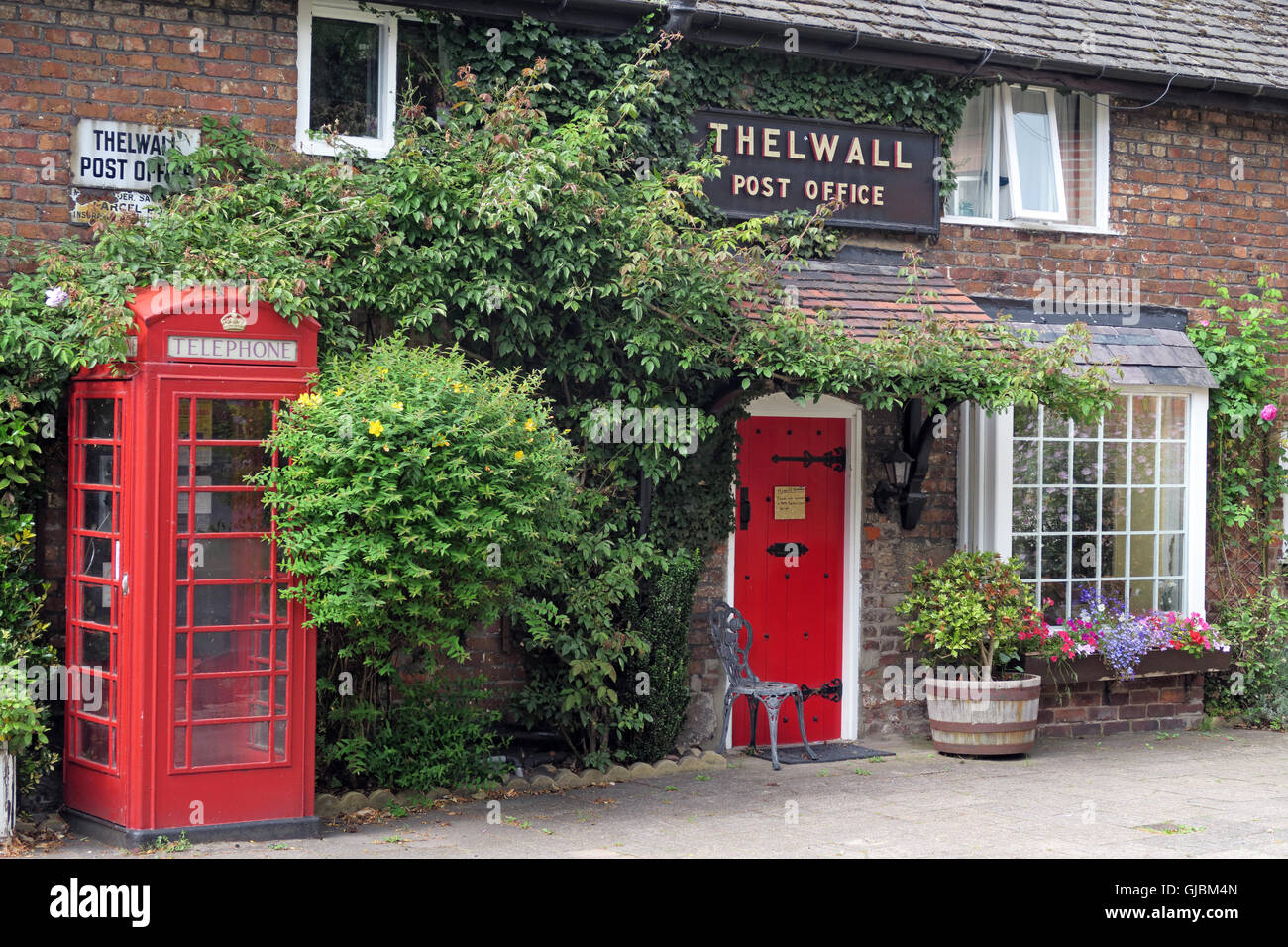Thelwall Post Office - Old Famous Post Office, Bell Lane, Thelwall, Warrington, Cheshire, England, Großbritannien Stockfoto
