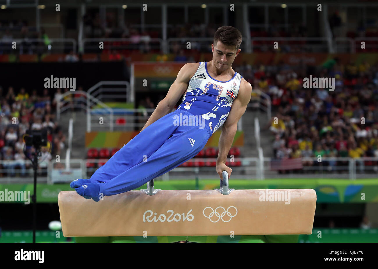 Der Brite Max auf dem Weg zum Gewinn der Goldmedaille am Pauschenpferd am neunten Tag der Olympischen Spiele in Rio, Brasilien Whitlock. Stockfoto
