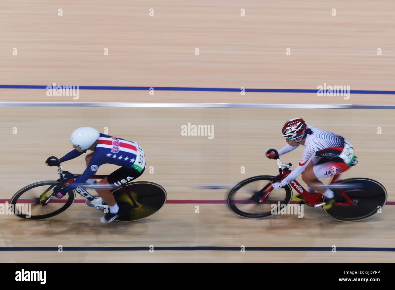 Rio De Janeiro, Brasilien. 15. August 2016. Sakura Tsukagoshi (JPN) Radsport: Omnium 1/6 Scratch Frauenlauf am Rio Olympischen Velodrom während der Rio 2016 Olympischen Spiele in Rio De Janeiro, Brasilien. © Sho Tamura/AFLO SPORT/Alamy Live-Nachrichten Stockfoto