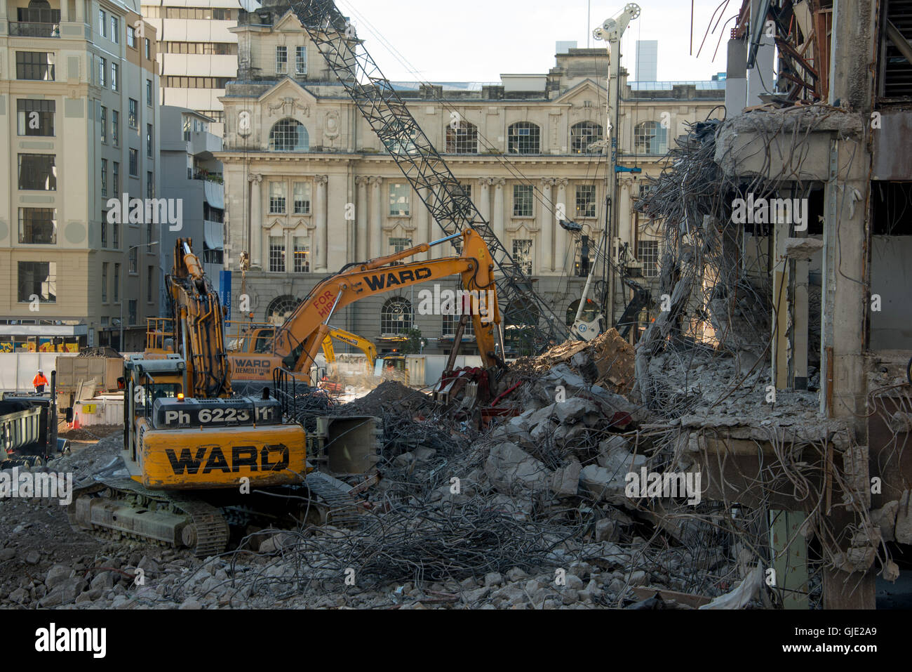 Auckland, Neuseeland. 16. August 2016. Der Abriss des 70er Jahre Downtown Shopping Centers hat in Auckland CBD begonnen. Dies ist den Weg für das kommerzielle Bucht Einzelhandel Podium und einen neuen Büroturm 39 Stockwerke PWC löschen. Bildnachweis: Vadim Boussenko/Alamy Live-Nachrichten Stockfoto