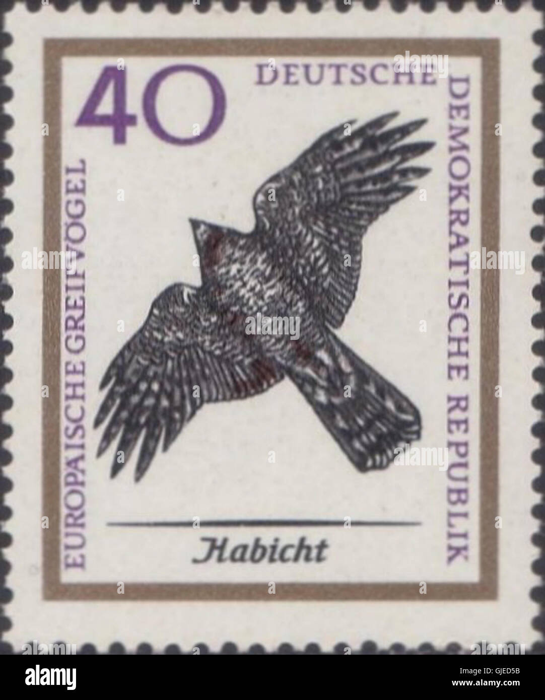 Die 1963er-Marke Michel 1151 aus der DDR erinnert an den 14. Kongress der Sozialistischen Einheitspartei. Es ist ein Design, das den Sozialismus und die politische Führung der DDR symbolisiert. Stockfoto