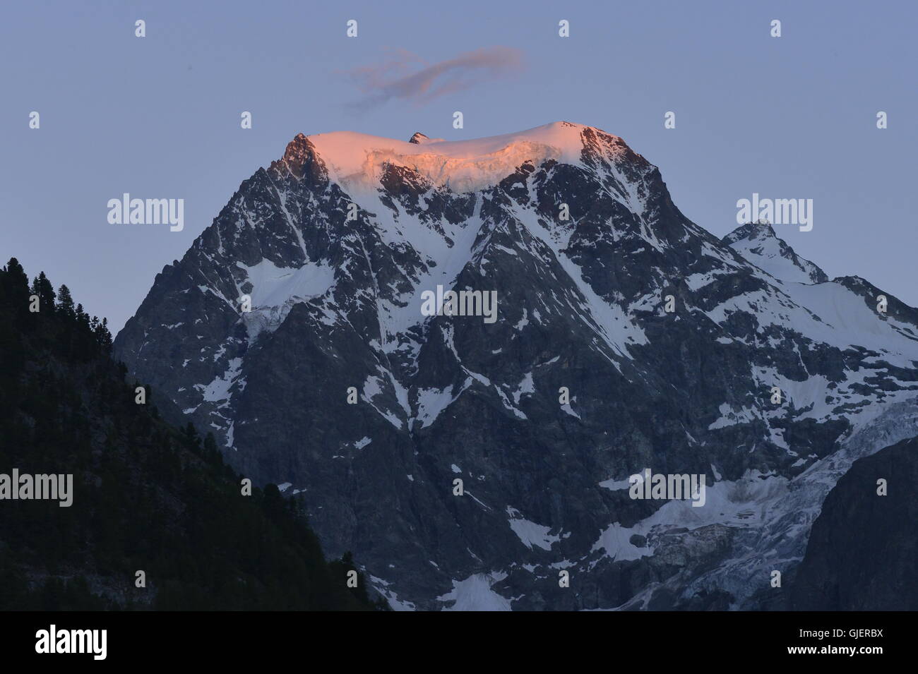 Sonnenuntergang am Mount Collon, Arolla, Schweiz Stockfoto