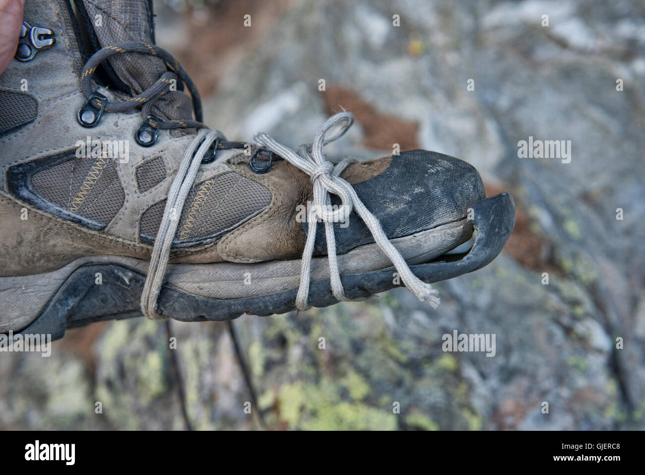 Meine Stiefel, zerstört durch die Haute Route und Europaweg, Zermatt,  Schweiz Stockfotografie - Alamy