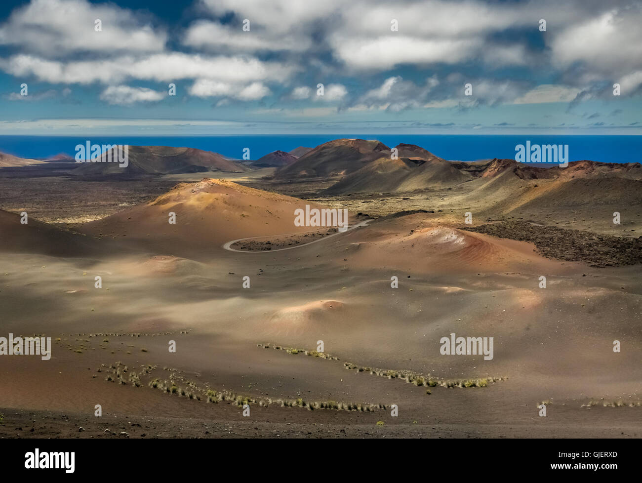 Vulkanlandschaft des Timanfaya Nationalparks (auch genannt die Montanas del Fuego oder Mountains of Fire) auf Lanzarote, Cana Stockfoto