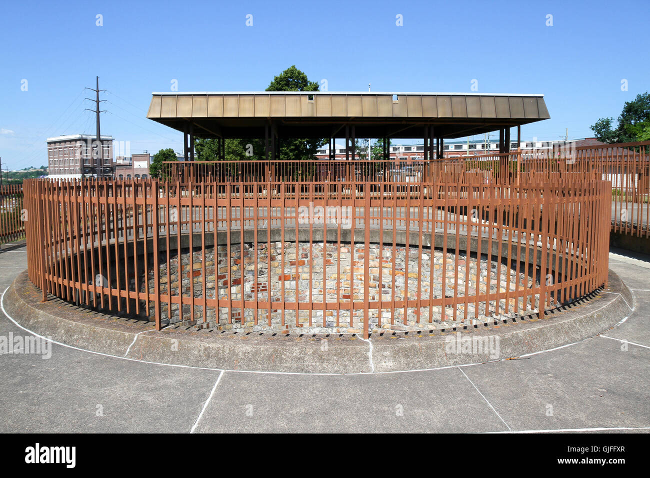 Stehend über die Scranton eiserne Öfen, Scranton, Pennsylvania Stockfoto