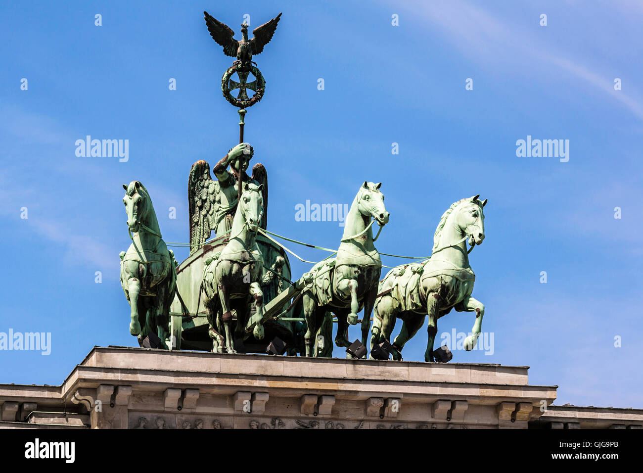 Die Quadriga auf der Brandenburger Tor, Mitte, Berlin, Deutschland. Stockfoto
