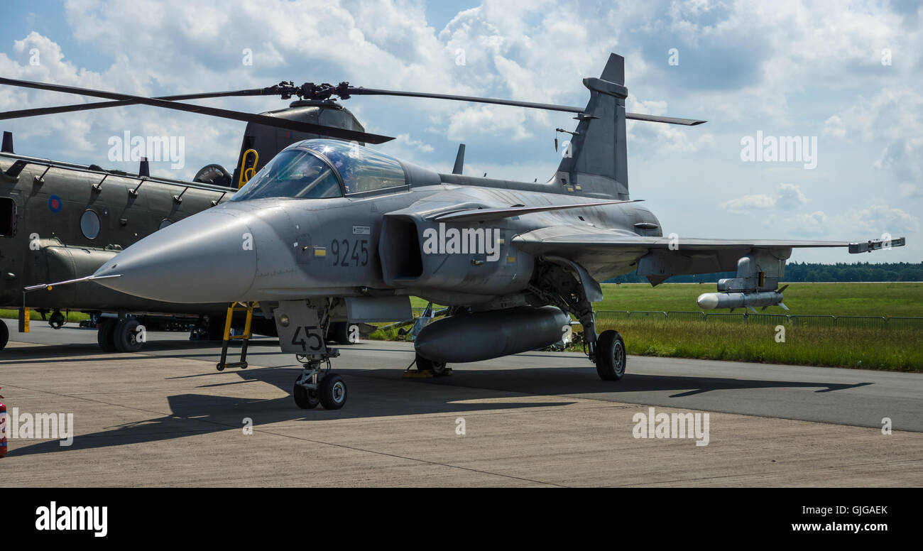 Kämpfer, Angriff und Aufklärung Flugzeug Saab JAS-39 Gripen. Tschechische Luftwaffe. Stockfoto