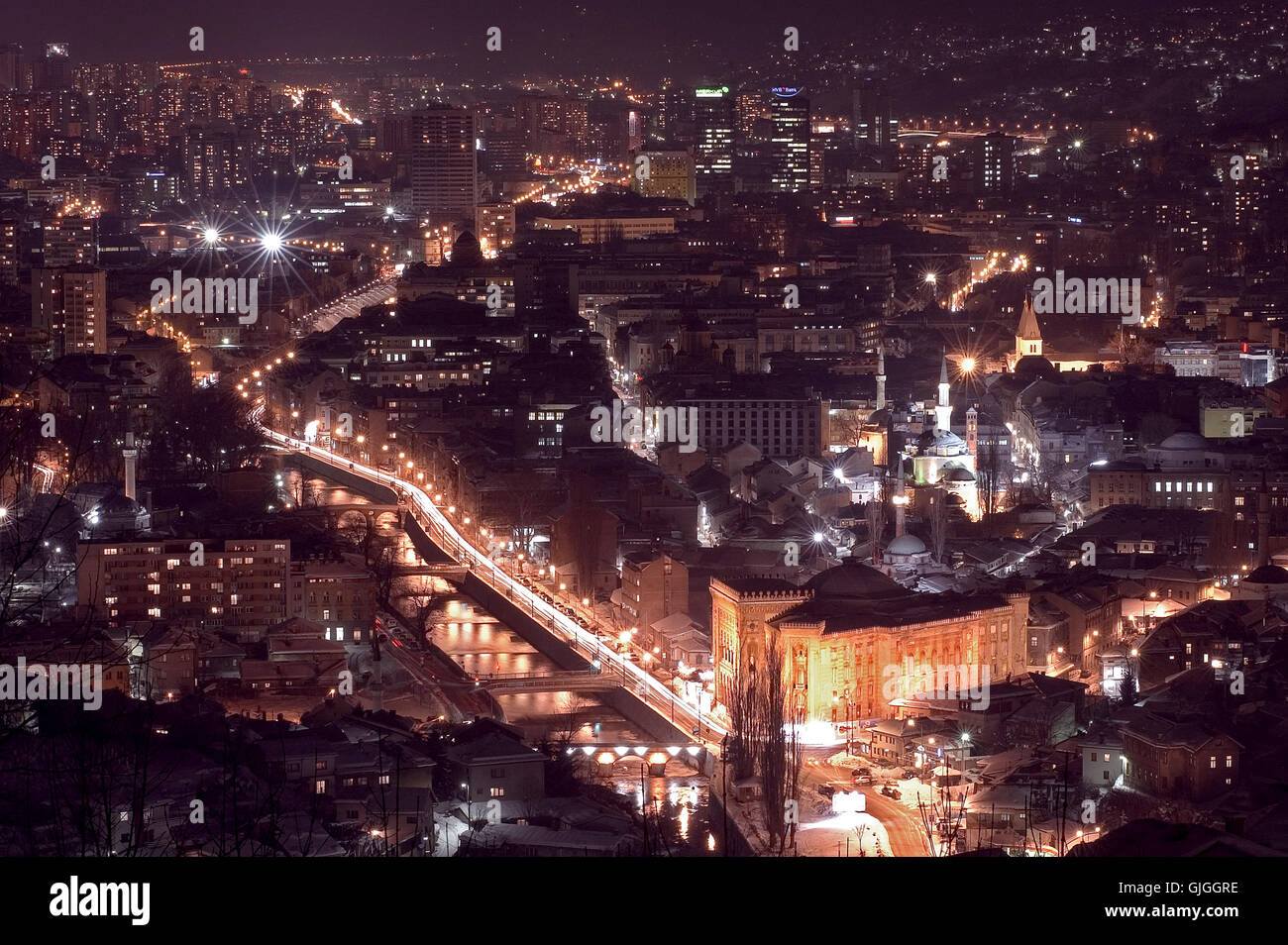 Sarajevo, die Hauptstadt von Bosnien und Herzegowina stolz City von östlicher und westlicher