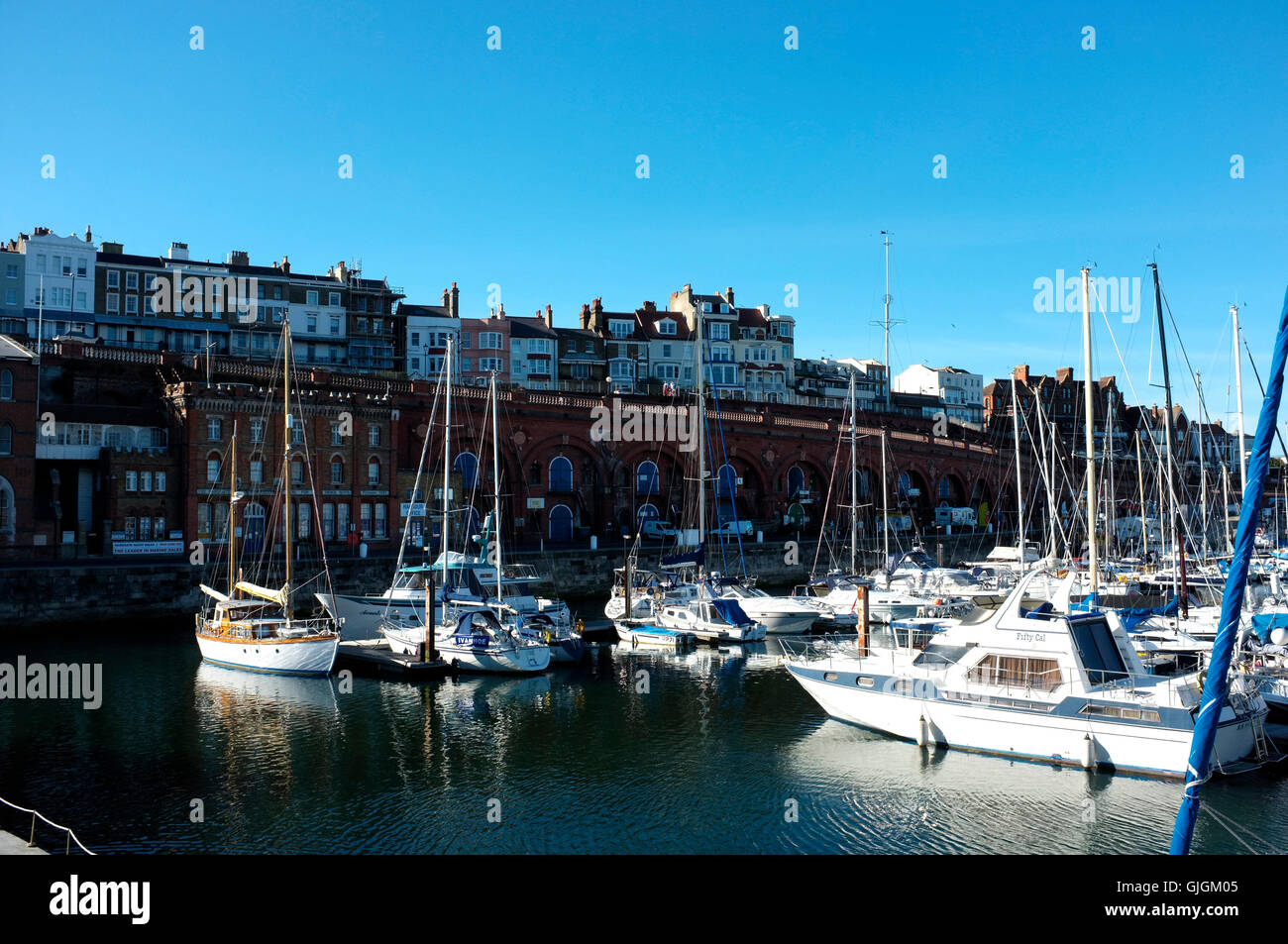 Royal Harbour Marina in Kent Küstenstadt von Ramsgate uk august 2016 Stockfoto