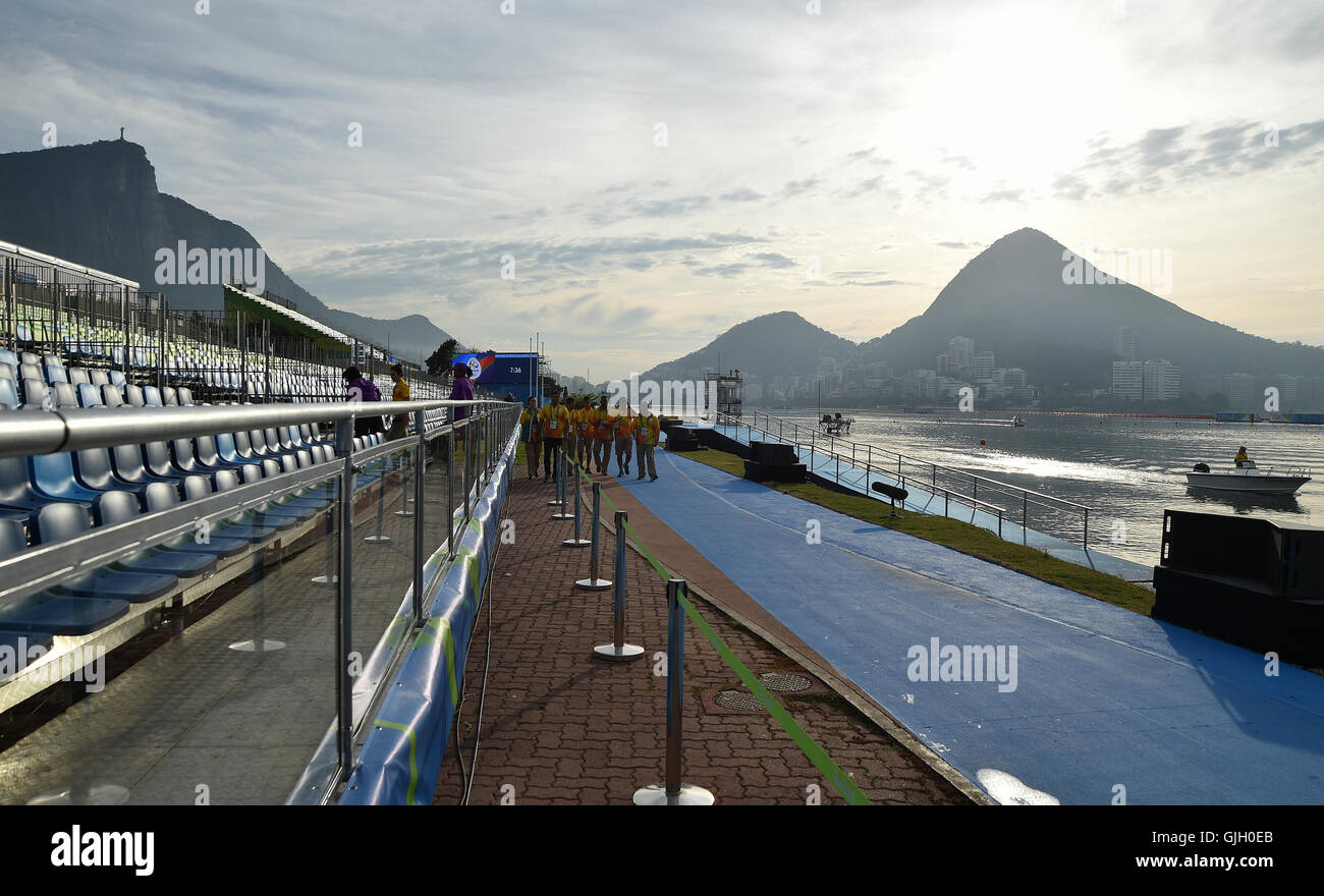 Rio De Janeiro, Brasilien. 16. August 2016. . Womens Kajak Doppel 500m. B-final. Lagoa See. Rio De Janeiro. Brazilien. 16.08.2016. Bildnachweis: Sport In Bilder/Alamy Live-Nachrichten Stockfoto