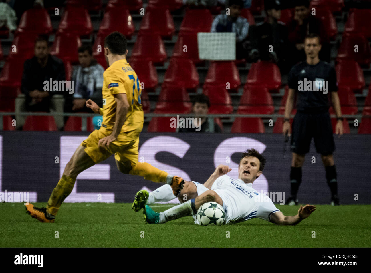 Dänemark, Kopenhagen, 16. August 2016. William Kvist (6) der FC Kopenhagen während der UEFA Champions League Play-off-Spiel zwischen FC Kopenhagen und APOEL Nicosia FC bei Telia Parken. Bildnachweis: Kim M. Leland/Alamy Live-Nachrichten Stockfoto