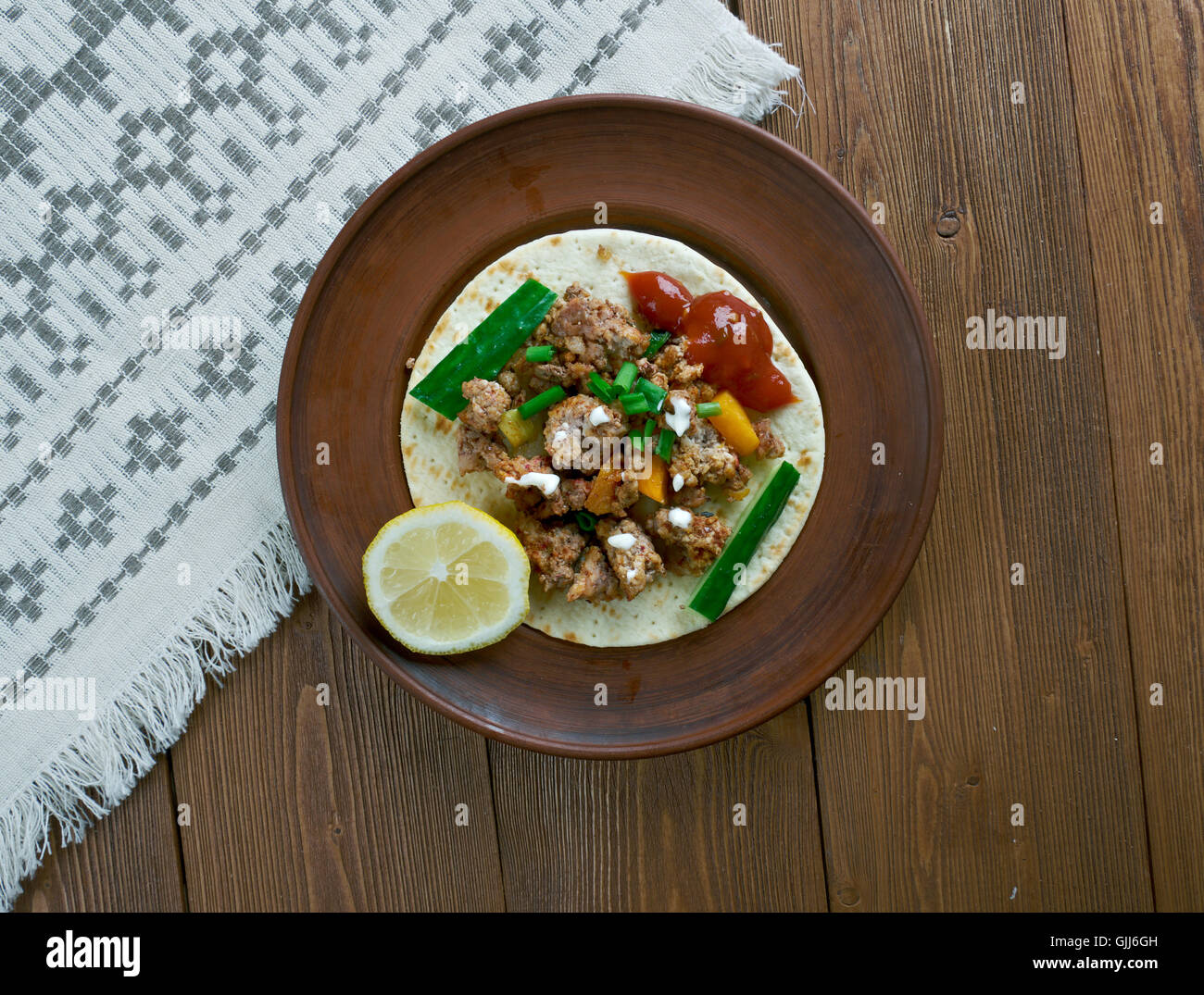 Adobada - Gerichte, die in der mexikanischen Küche ähnlich wie Tacos. Stockfoto