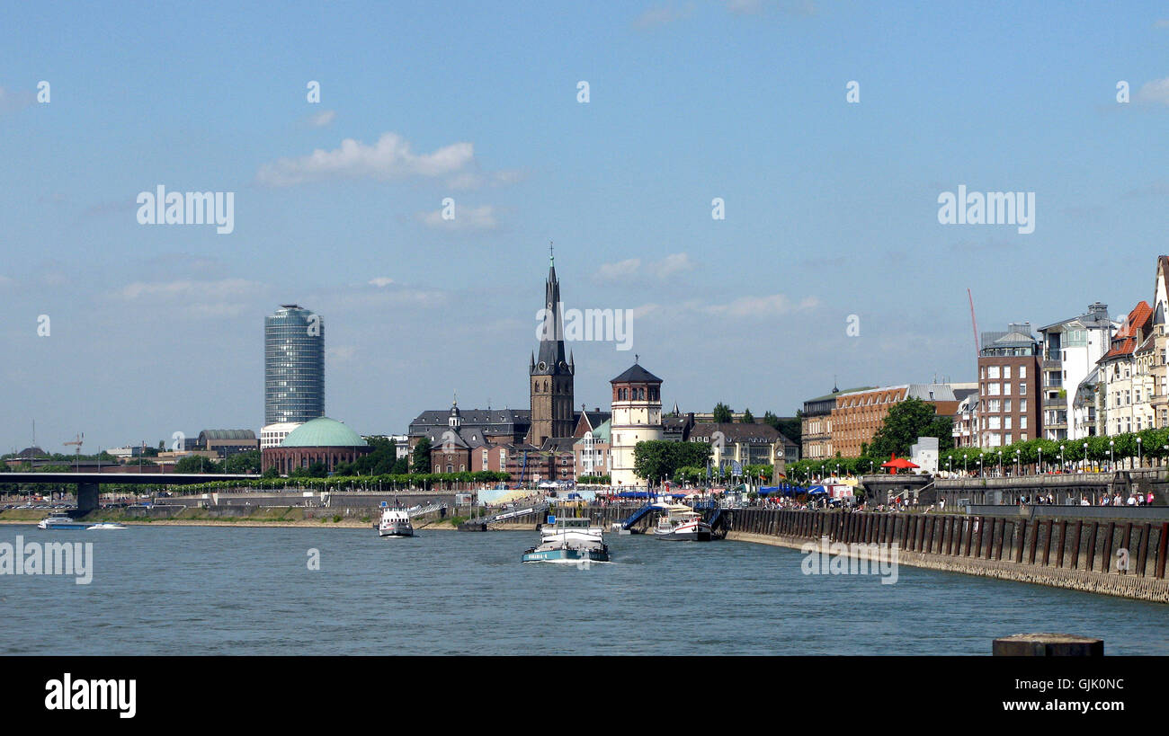 Rhein Stadt Ansicht Provinzhauptstadt Stockfoto