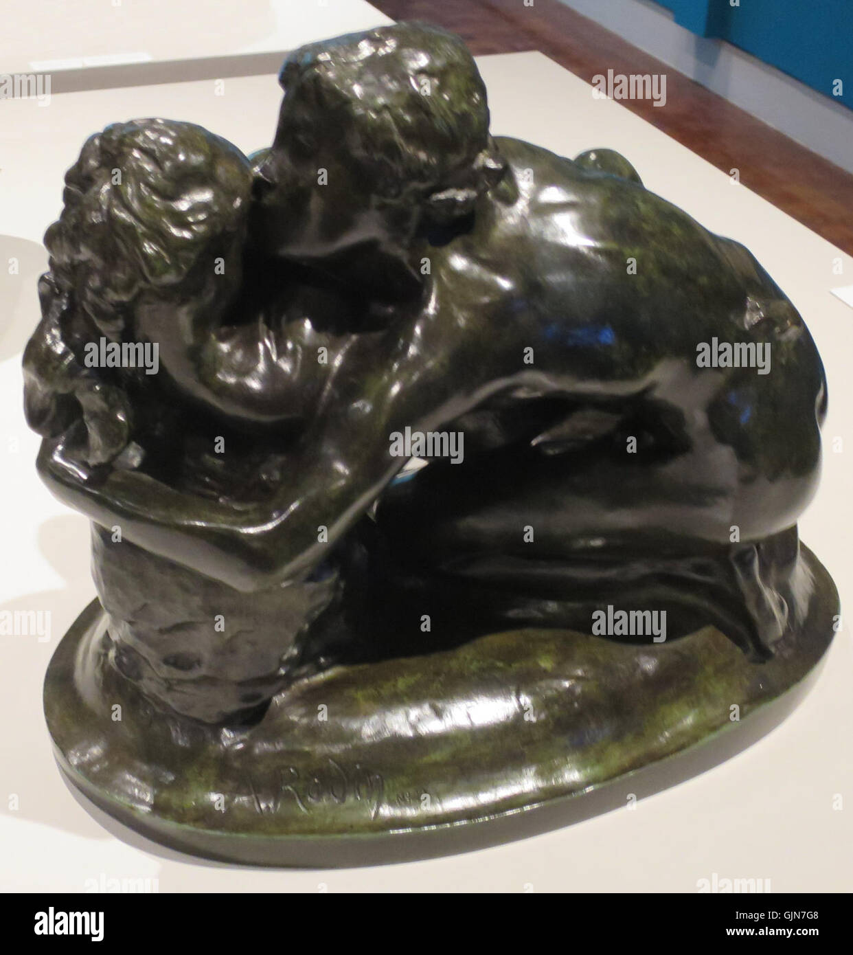 Diese Skulptur von Auguste Rodin mit dem Titel „die Metamorphosen von Ovid“ wurde in ihrer zehnten Version gegossen. Es repräsentiert Rodins Interpretation von Ovids mythologischen Geschichten und erfasst die dramatischen Transformationsthemen des klassischen Werkes. Stockfoto
