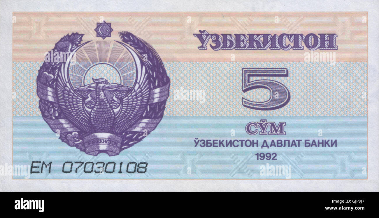 Es handelt sich um eine Ausgabe der 5-Som-Banknote aus Usbekistan aus dem Jahr 1992. Die Notiz spiegelt das Design und die Währungsstandards wider, die in den ersten Jahren der Unabhängigkeit Usbekistans nach der Auflösung der Sowjetunion verwendet wurden. Stockfoto