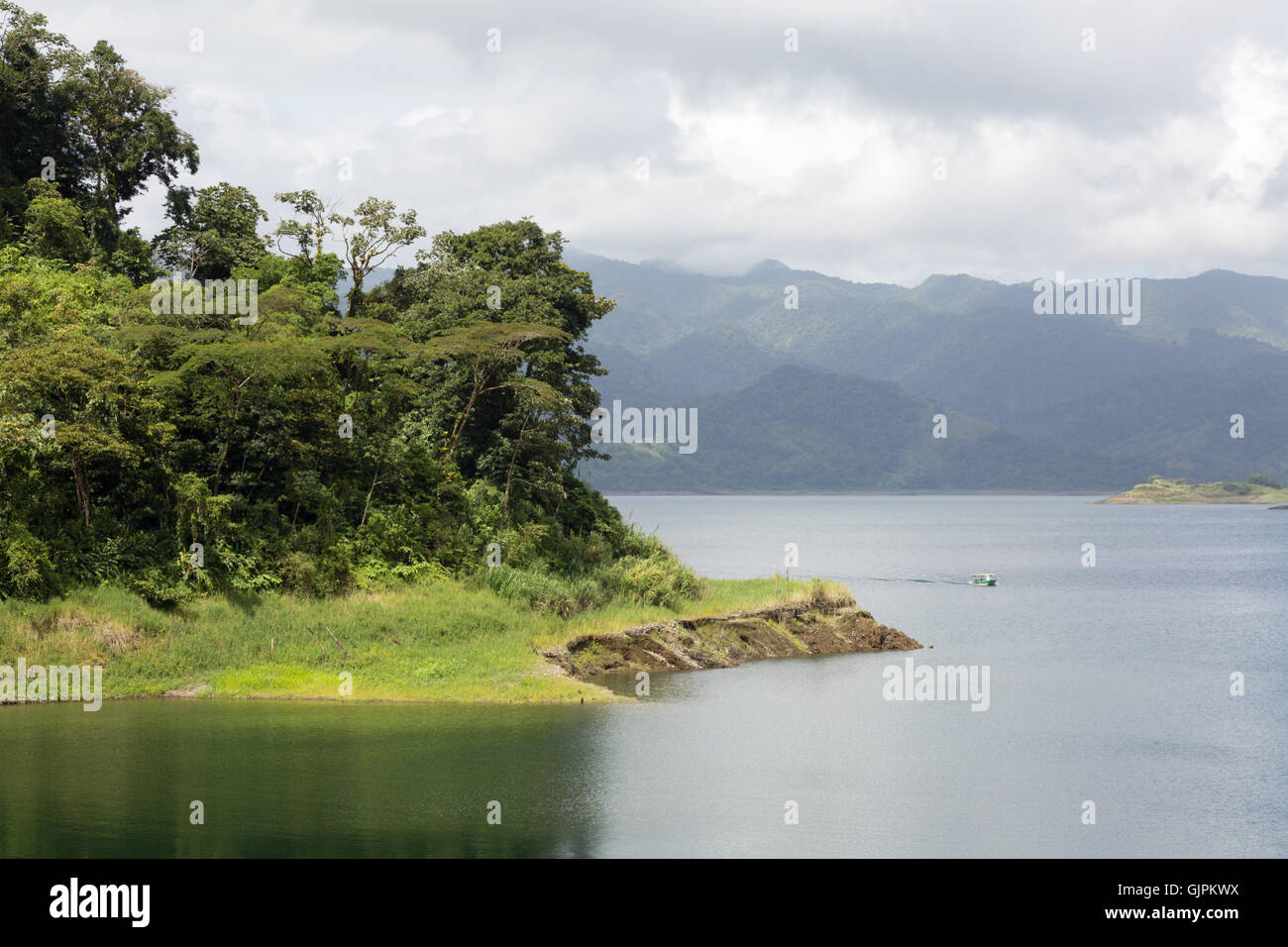 Costa Rica-Landschaft am Arenal See Arenal, Alajuela Provinz, Costa Rica, Mittelamerika Stockfoto